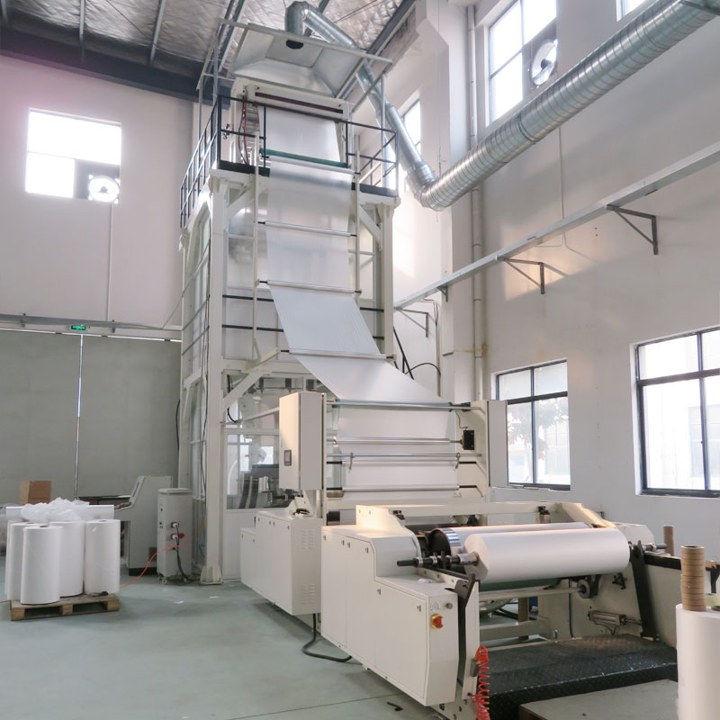 เครื่องเป่าฟิล์ม HDPE สามชั้น